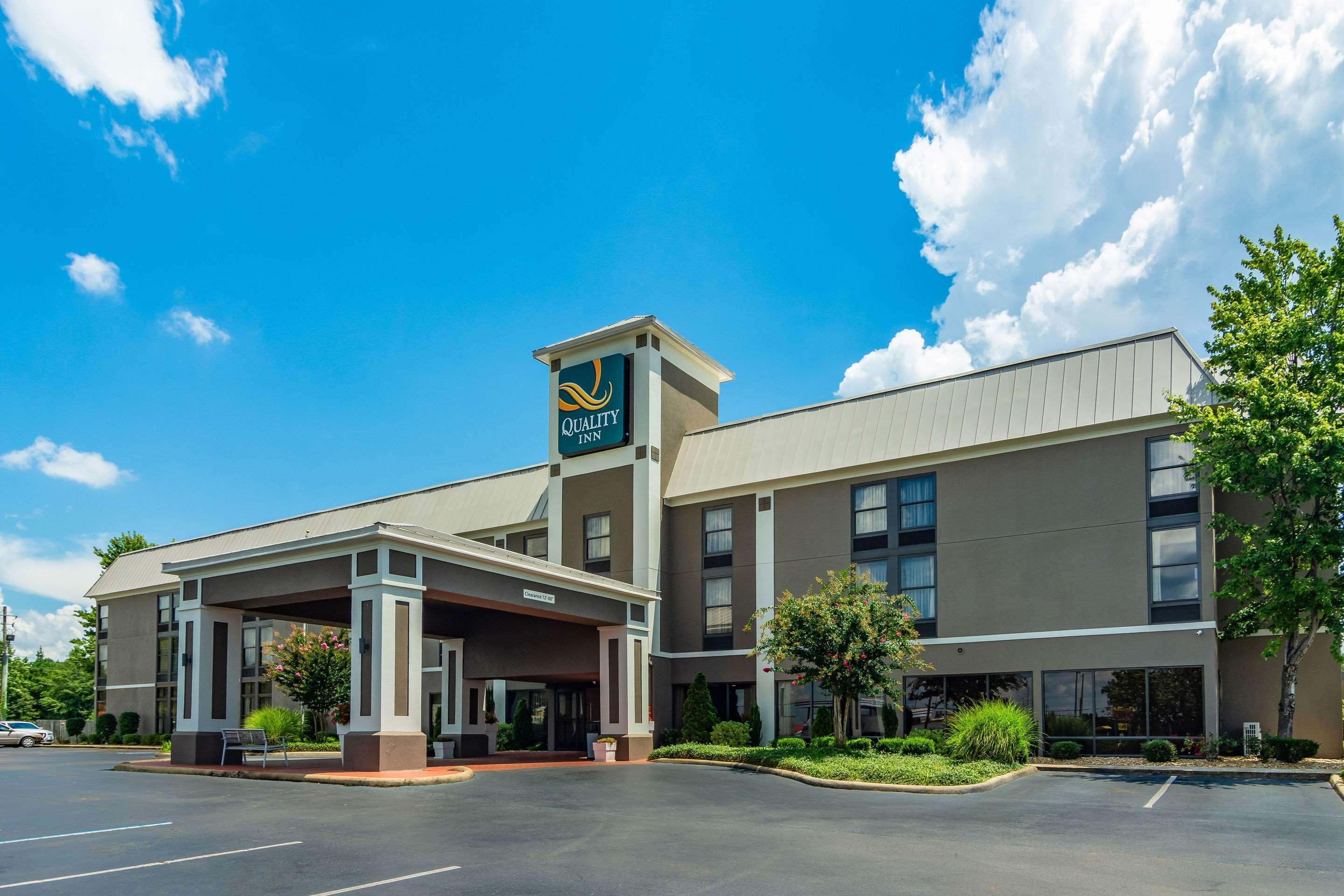 Quality Inn Valley - West Point Екстериор снимка