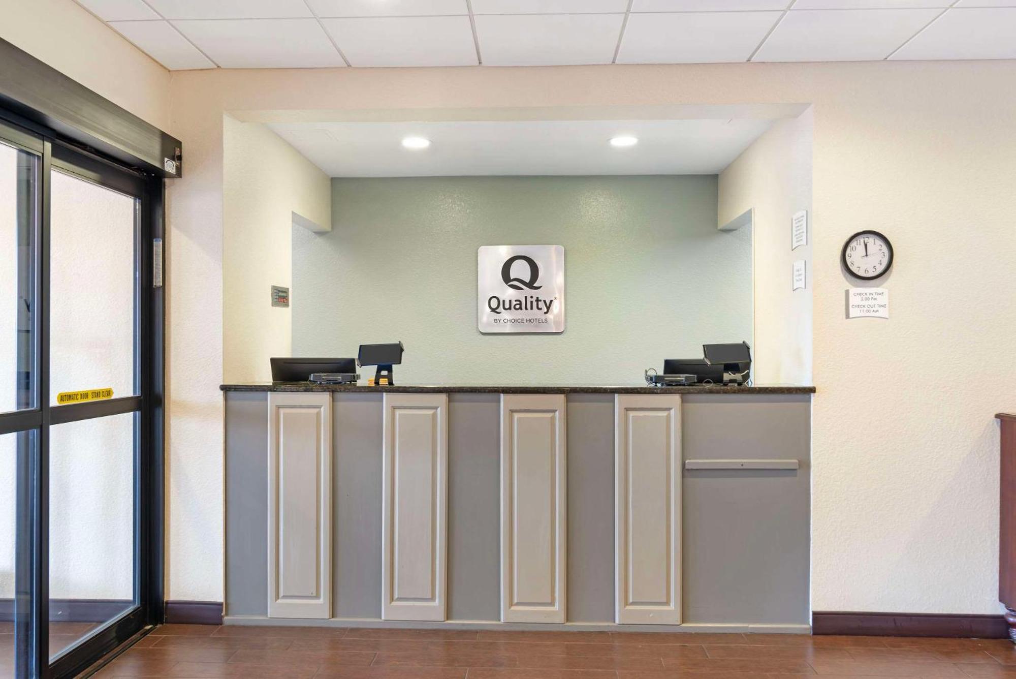 Quality Inn Valley - West Point Екстериор снимка