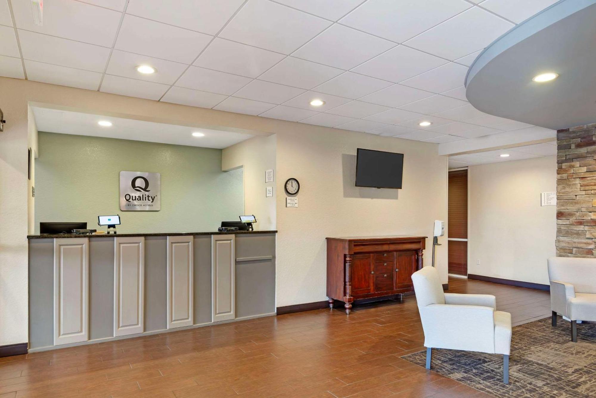 Quality Inn Valley - West Point Екстериор снимка